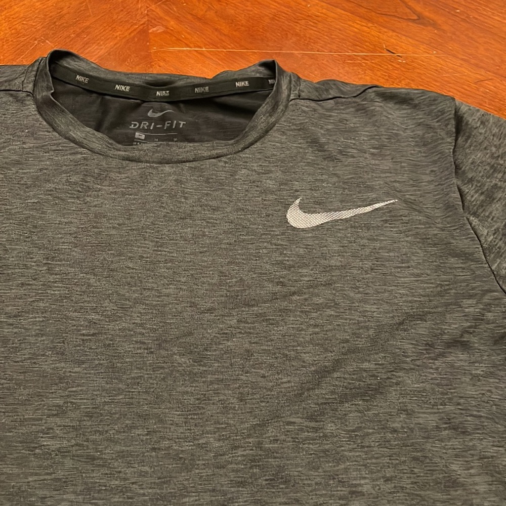 Nike Dark Gray Dri-fit Tee Shirt- mens medium - Picture 3 of 3